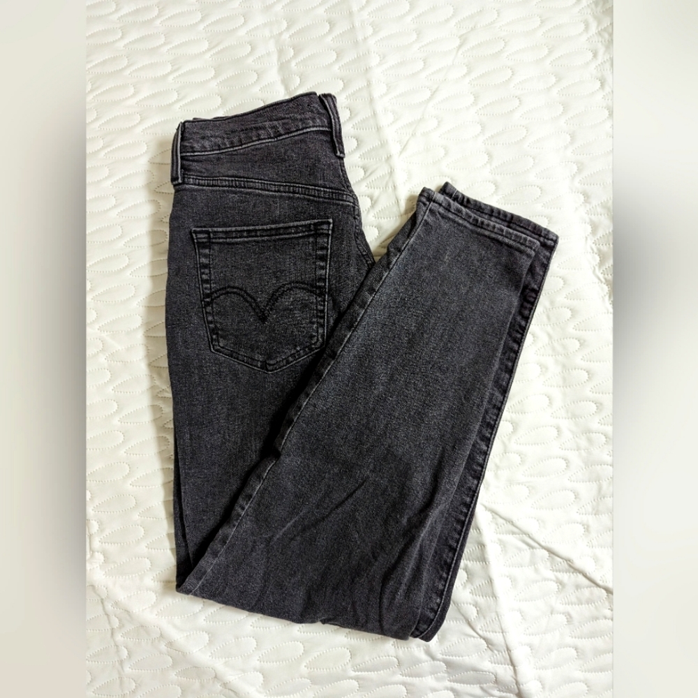 Levi's Straight Black Jeans Size 28